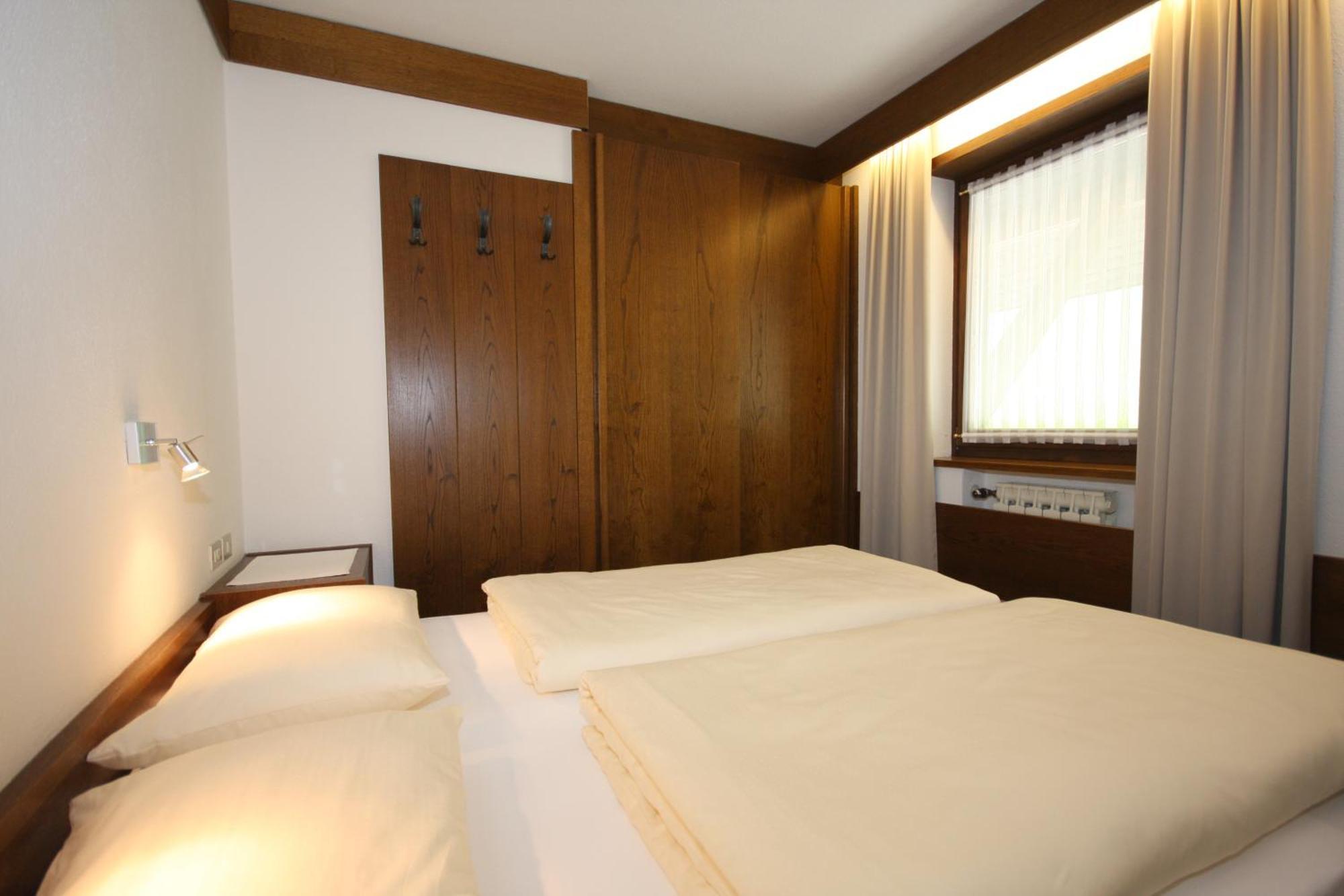 Apartments Residence Alta Badia Colfosco Room photo